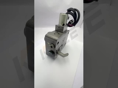 COMATSU PC78 PC78US-6 ESCAVATORE 708-3T-03214 7083T03214 REGOLATORE D'IDRAULICA della pompa principale